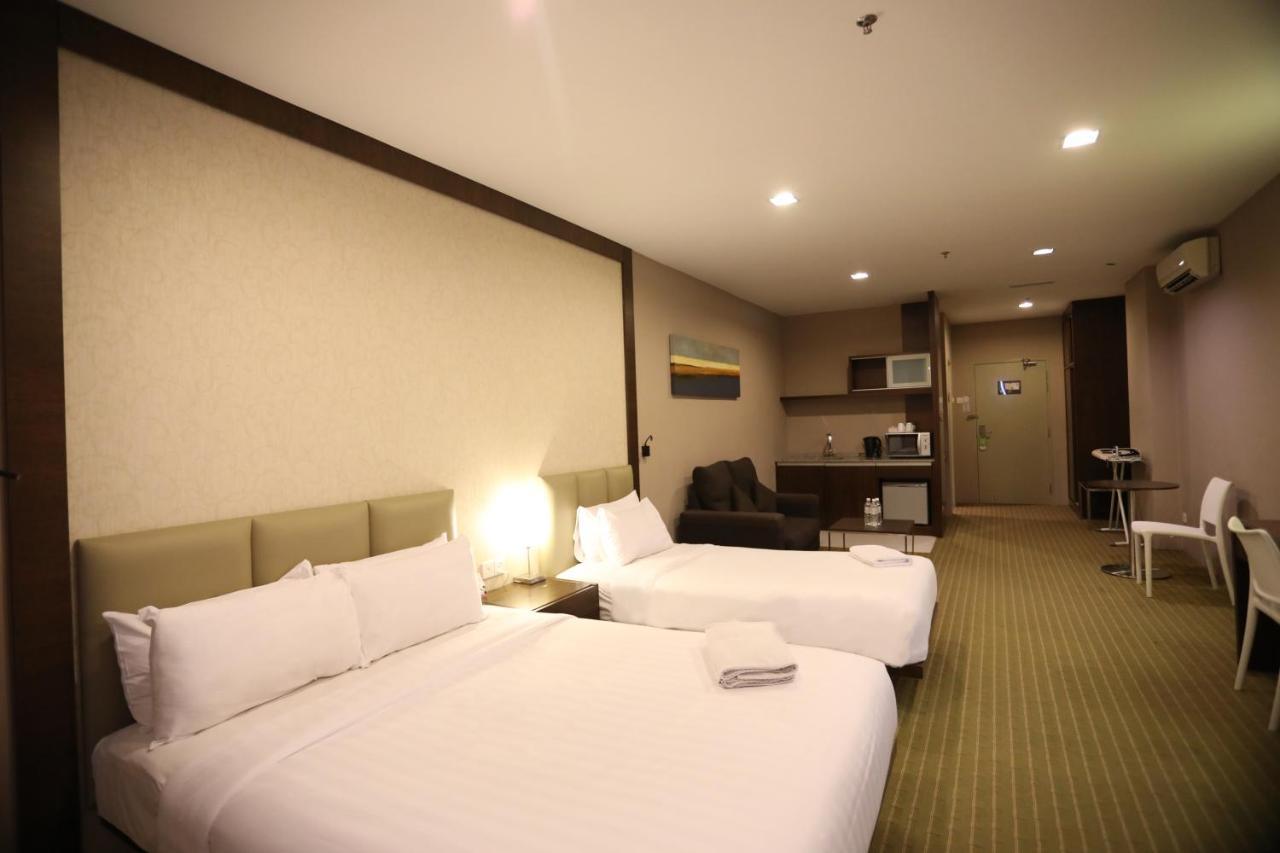 Hotel Primera Suite ไซเบอร์จายา ภายนอก รูปภาพ