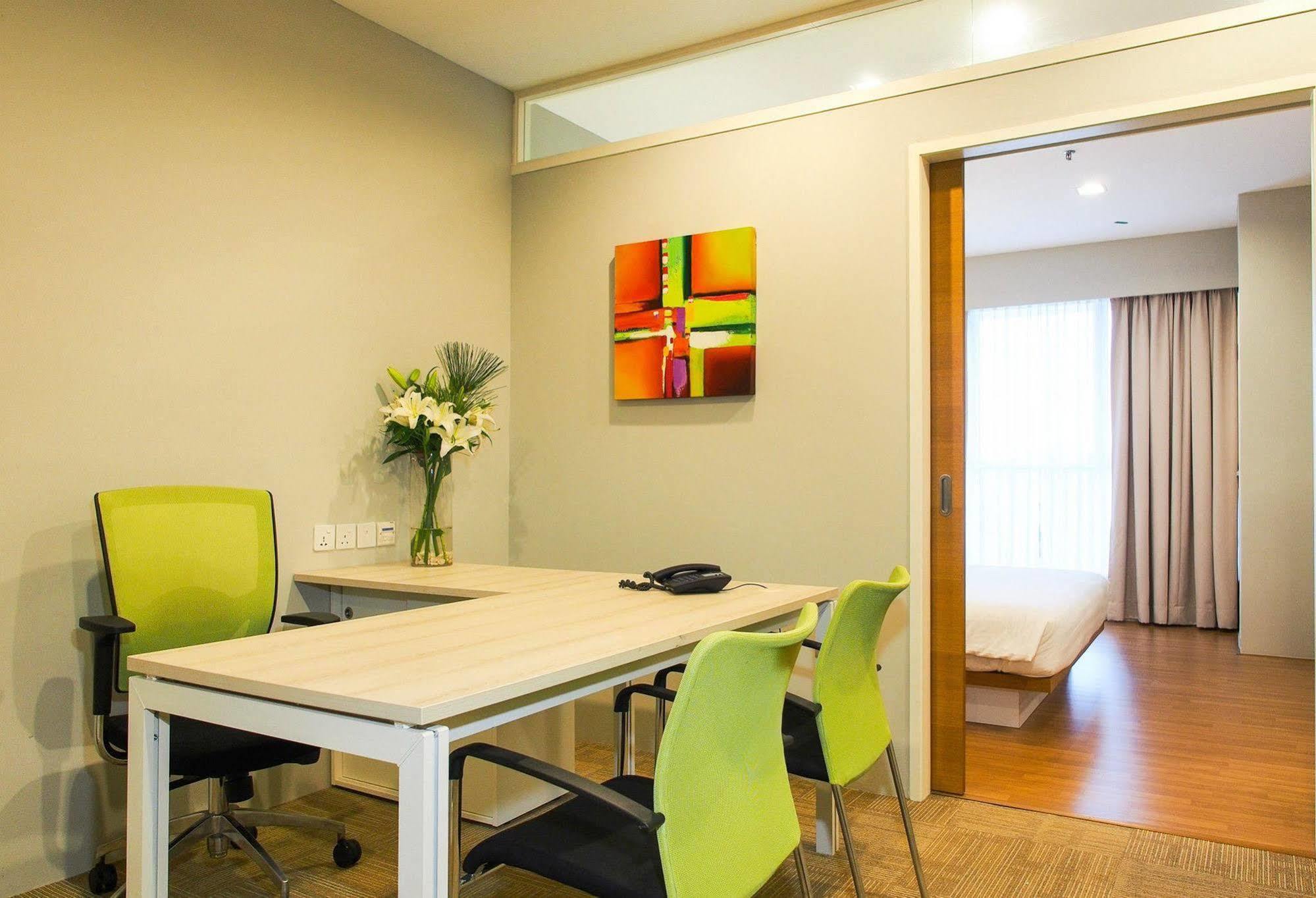 Hotel Primera Suite ไซเบอร์จายา ภายนอก รูปภาพ