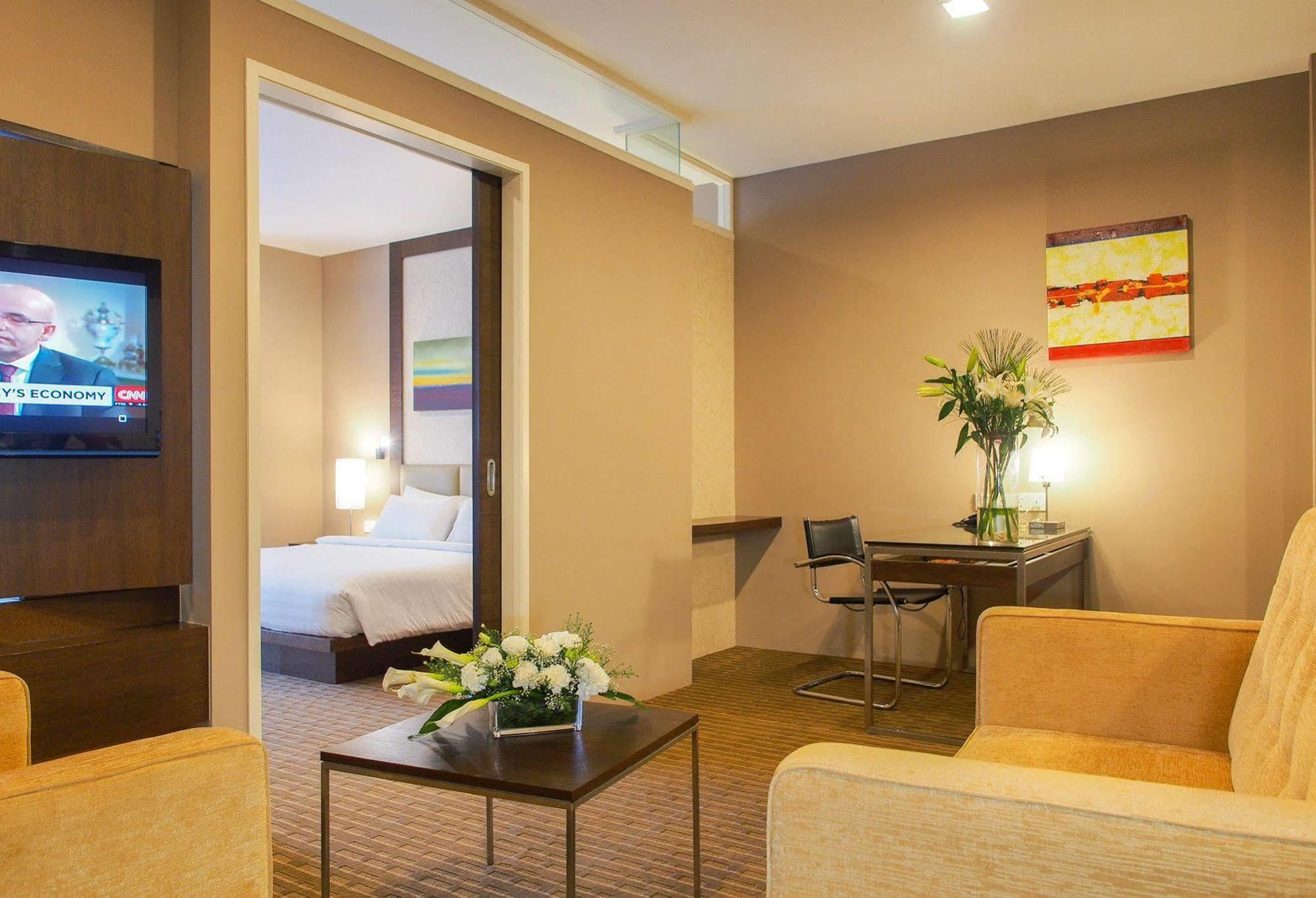 Hotel Primera Suite ไซเบอร์จายา ภายนอก รูปภาพ